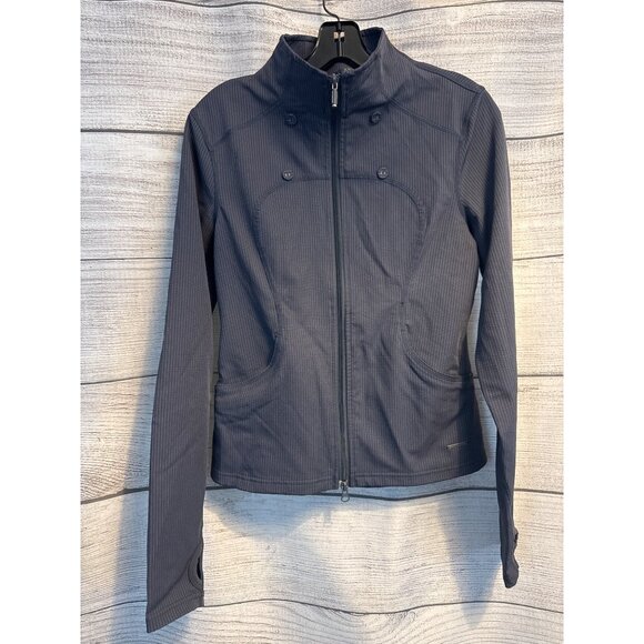 Lululemon Vintage Fitness Capelet Size 6 - Picture 1 of 3